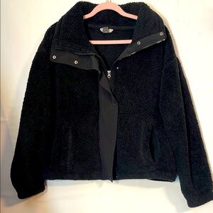 Eddie Bauer Cropped Black Sherpa Jacket, women’s XL